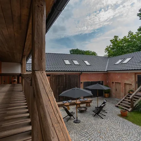 Lägenhet Dostatek *